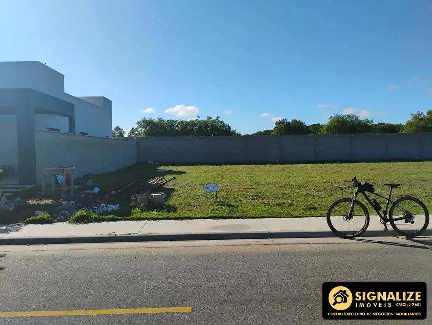 Foto 1 de Lote de Condomínio à venda, 252m2 em Nova São Pedro, Sao Pedro Da Aldeia - RJ