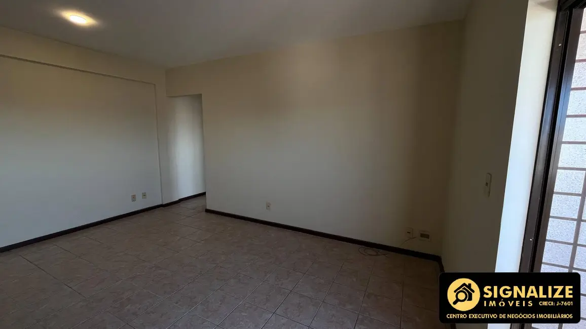 Cobertura com 3 quartos à venda, 180m2 em Centro, Cabo Frio - RJ - imagem 2 Foto 2 de Cobertura com 3 quartos à venda, 180m2 em Centro, Cabo Frio - RJ