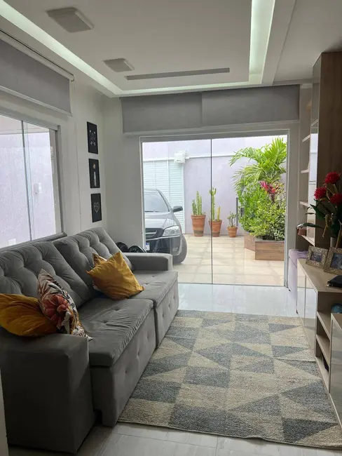 Foto 3 de Casa com 2 quartos à venda, 180m2 em Baixo Grande, Sao Pedro Da Aldeia - RJ