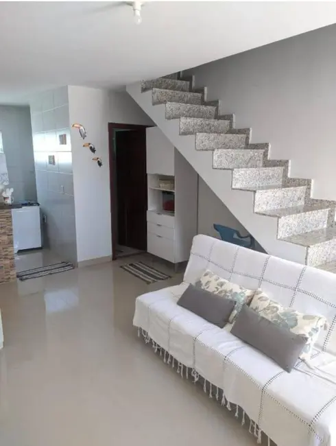Foto 3 de Casa com 2 quartos à venda, 160m2 em Cabo Frio - RJ