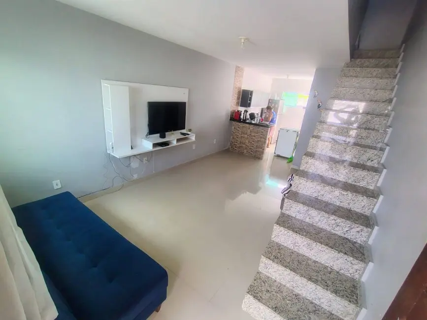 Foto 2 de Casa com 2 quartos à venda, 160m2 em Cabo Frio - RJ