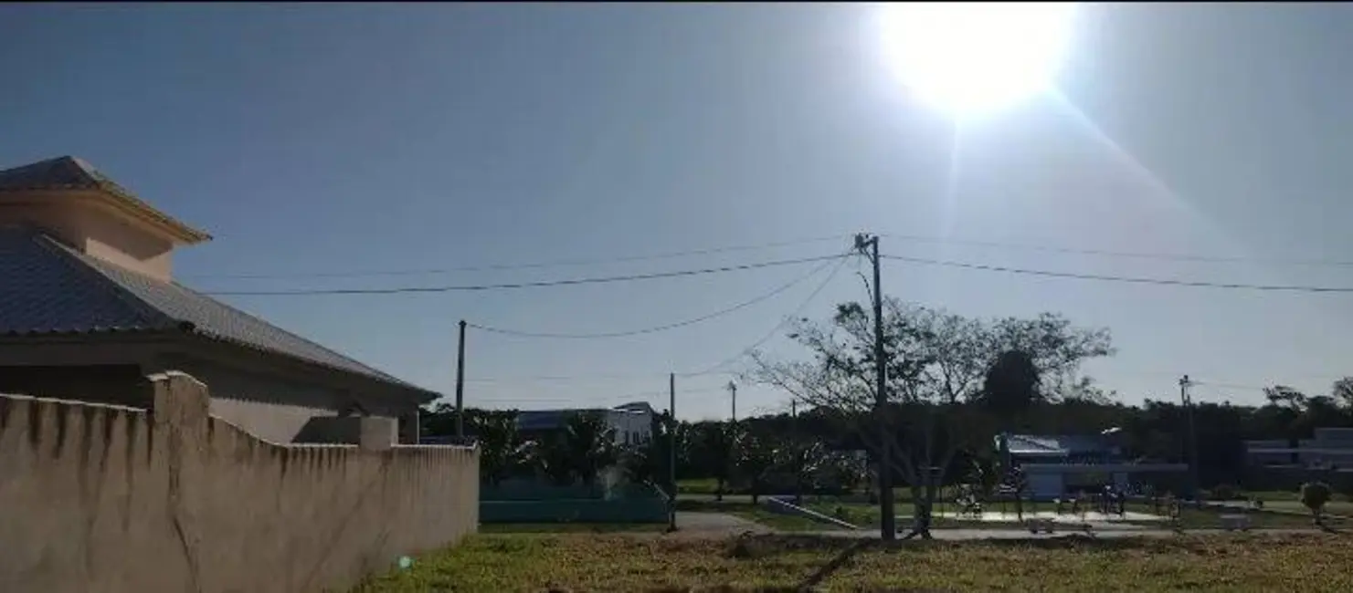 Foto 3 de Lote de Condomínio à venda, 360m2 em Base Aero Naval, Sao Pedro Da Aldeia - RJ