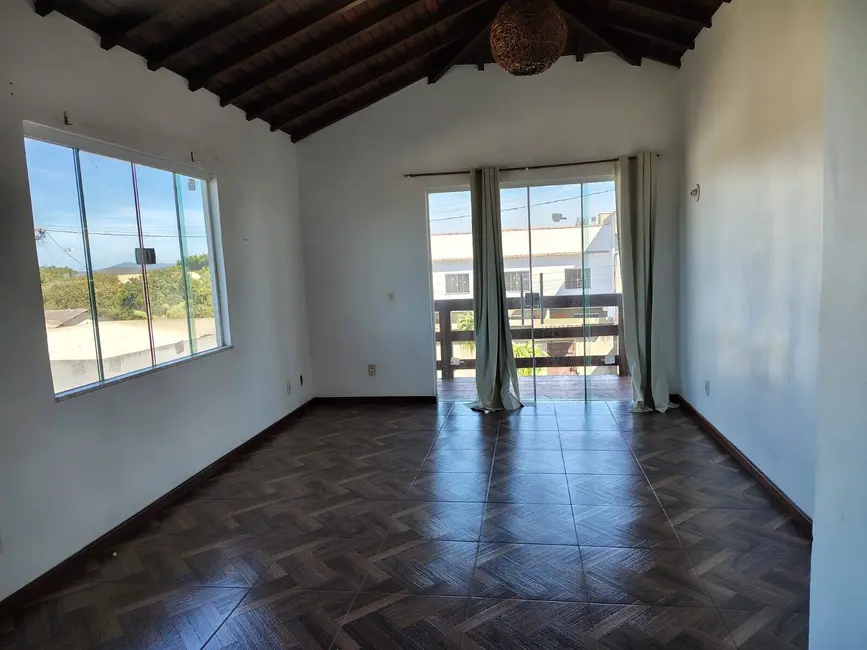 Foto 4 de Casa com 1 quarto à venda, 300m2 em Cabo Frio - RJ