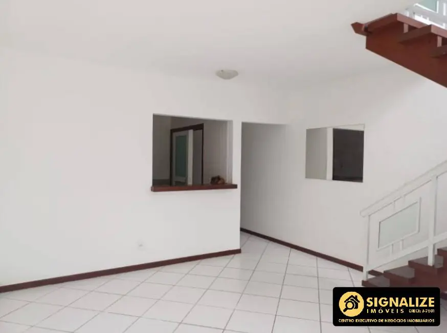 Casa de Condomínio com 3 quartos à venda, 103m2 em Palmeiras, Cabo Frio - RJ - imagem 4 Foto 4 de Casa de Condomínio com 3 quartos à venda, 103m2 em Palmeiras, Cabo Frio - RJ
