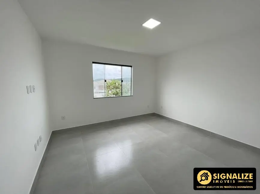 Foto 8 de Apartamento com 2 quartos para alugar, 85m2 em Portinho, Cabo Frio - RJ