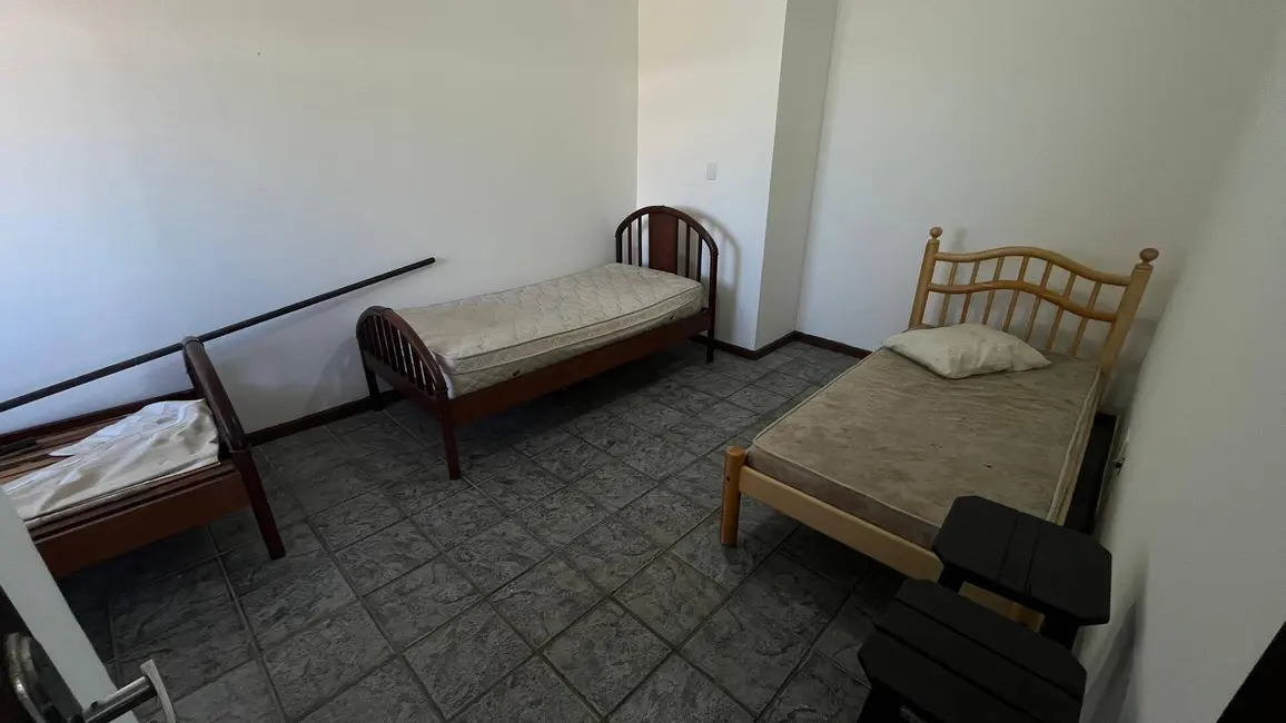 Cobertura com 3 quartos para alugar, 120m2 em Centro, Cabo Frio - RJ - imagem 8 Foto 8 de Cobertura com 3 quartos para alugar, 120m2 em Centro, Cabo Frio - RJ