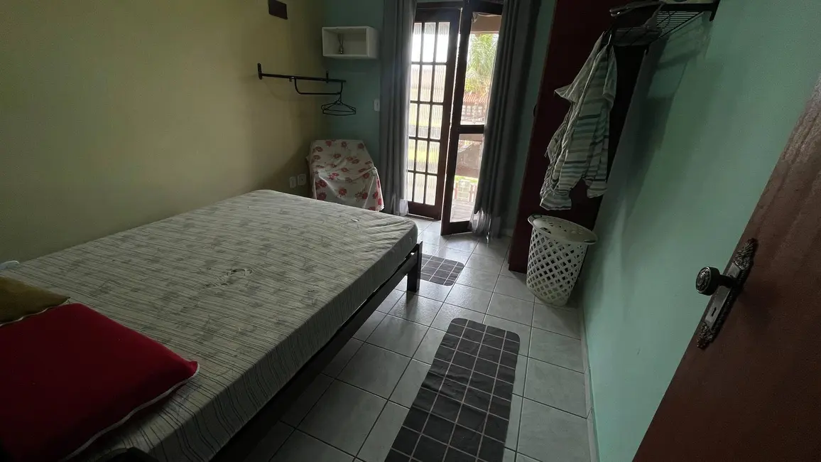 Foto 8 de Casa de Condomínio com 2 quartos à venda, 68m2 em Ogiva, Cabo Frio - RJ