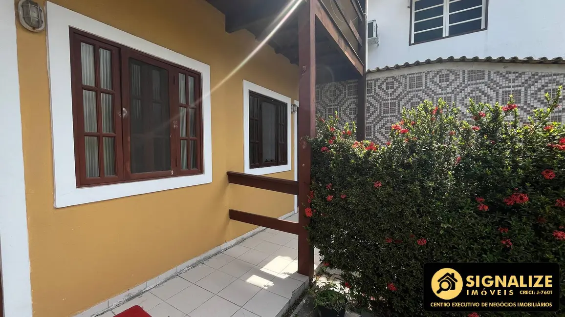 Foto 1 de Casa de Condomínio com 2 quartos à venda, 68m2 em Ogiva, Cabo Frio - RJ