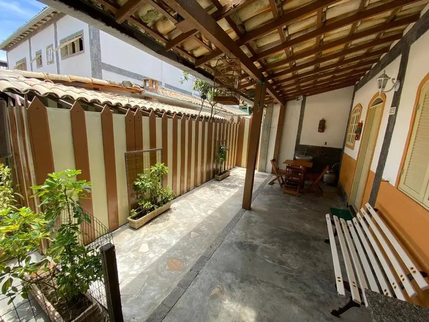 Foto 9 de Casa com 12 quartos à venda, 1000m2 em Peró, Cabo Frio - RJ