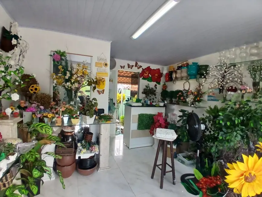 Loja para alugar, 16m2 em Jardim Excelsior, Cabo Frio - RJ - imagem 2 Foto 2 de Loja para alugar, 16m2 em Jardim Excelsior, Cabo Frio - RJ