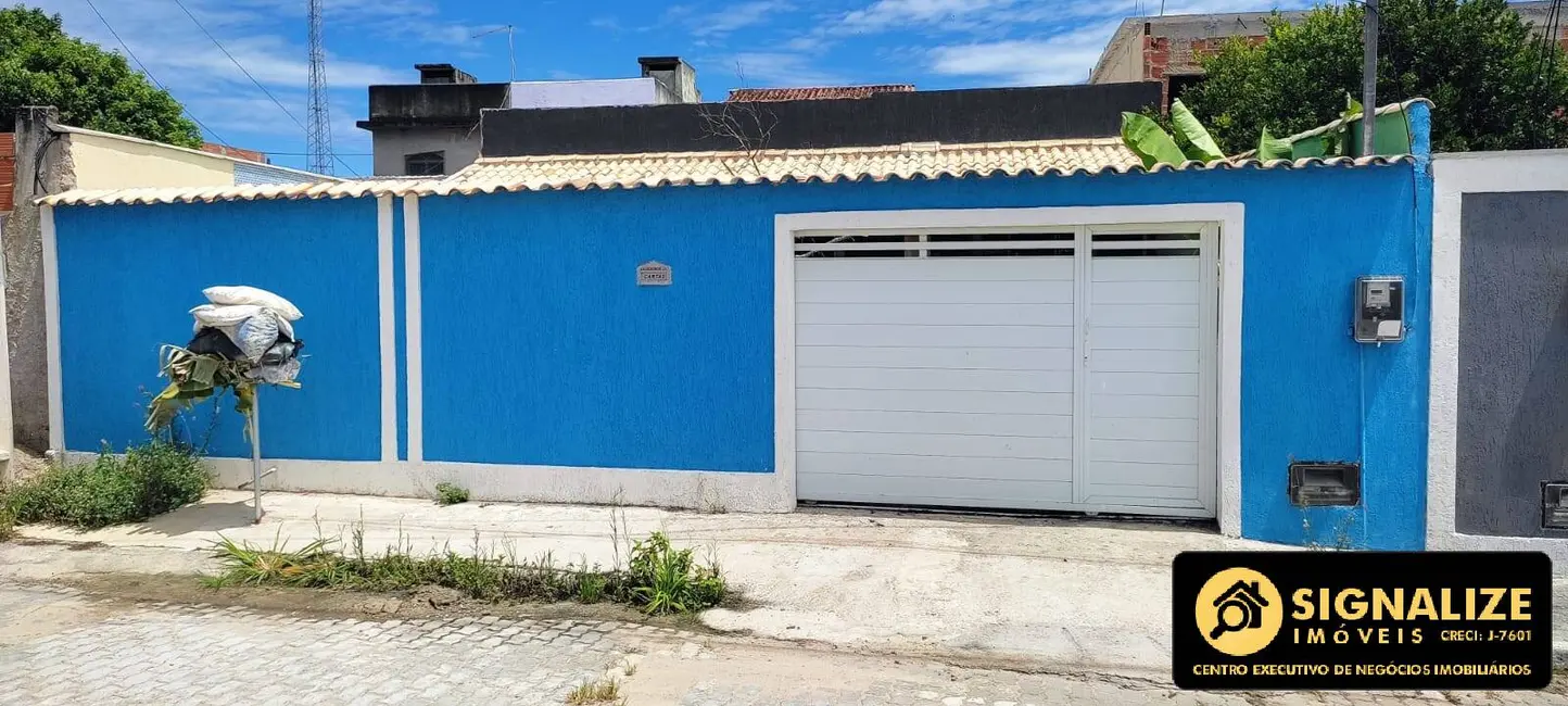 Foto 2 de Casa com 2 quartos à venda, 200m2 em Reserva do Peró, Cabo Frio - RJ