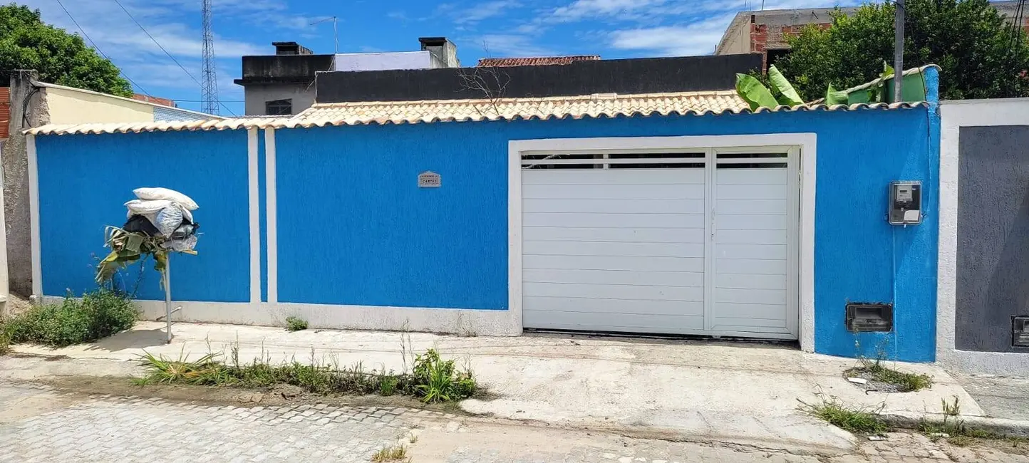 Foto 2 de Casa com 2 quartos à venda, 200m2 em Reserva do Peró, Cabo Frio - RJ