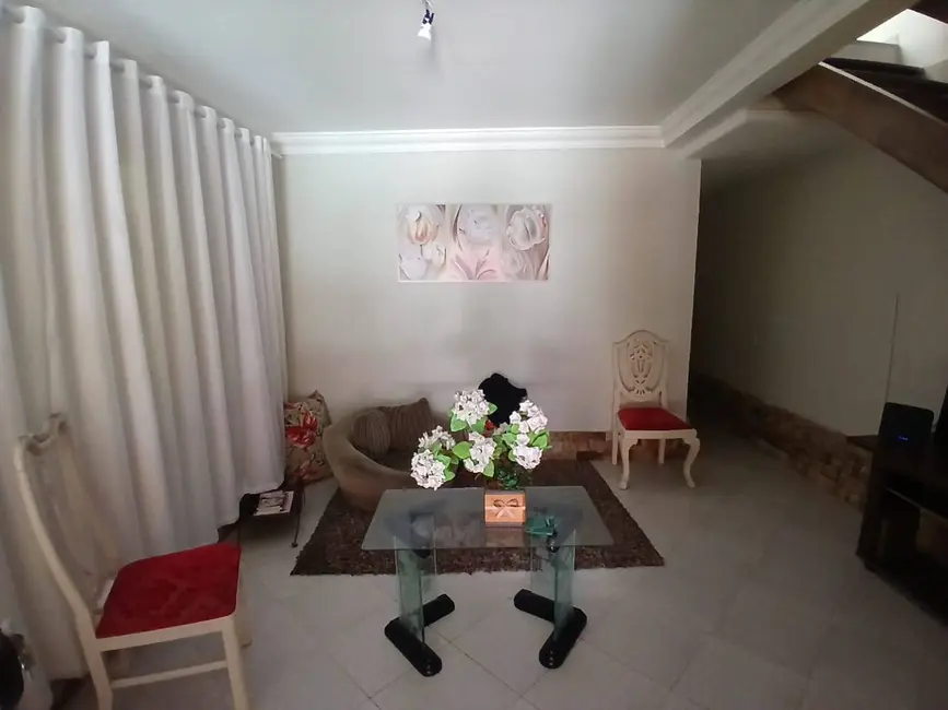 Foto 3 de Casa com 4 quartos à venda, 360m2 em Jardim Excelsior, Cabo Frio - RJ