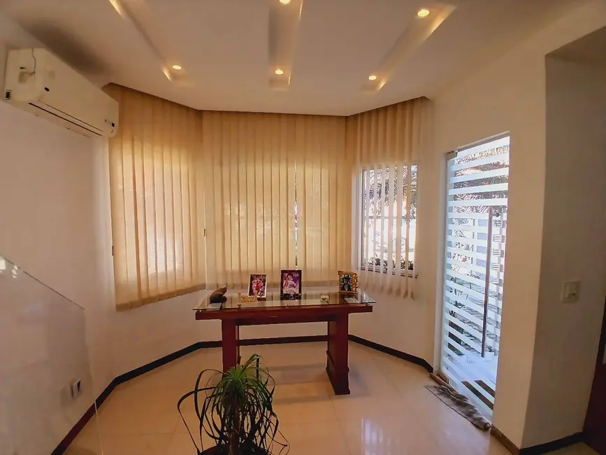 Foto 8 de Casa de Condomínio com 4 quartos à venda, 172m2 em Ogiva, Cabo Frio - RJ