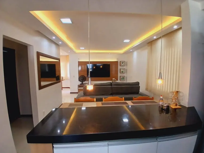 Foto 3 de Casa de Condomínio com 4 quartos à venda, 172m2 em Ogiva, Cabo Frio - RJ