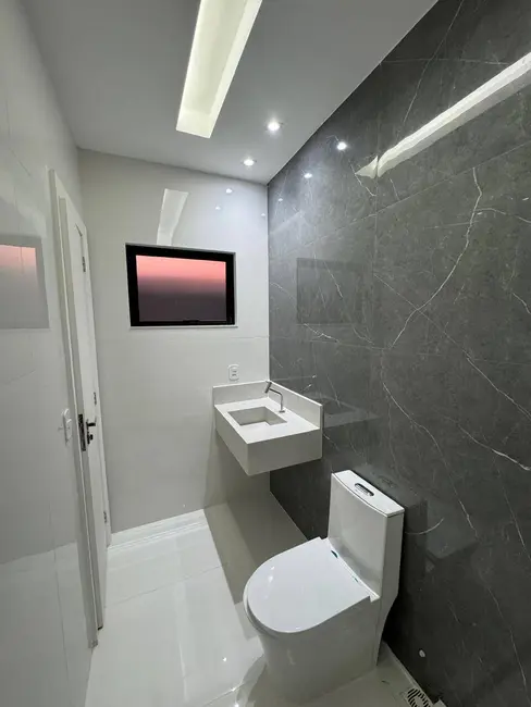 Foto 5 de Casa de Condomínio com 3 quartos à venda, 252m2 em Nova São Pedro, Sao Pedro Da Aldeia - RJ