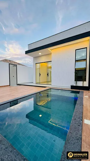 Foto 1 de Casa com 2 quartos à venda, 150m2 em Cabo Frio - RJ