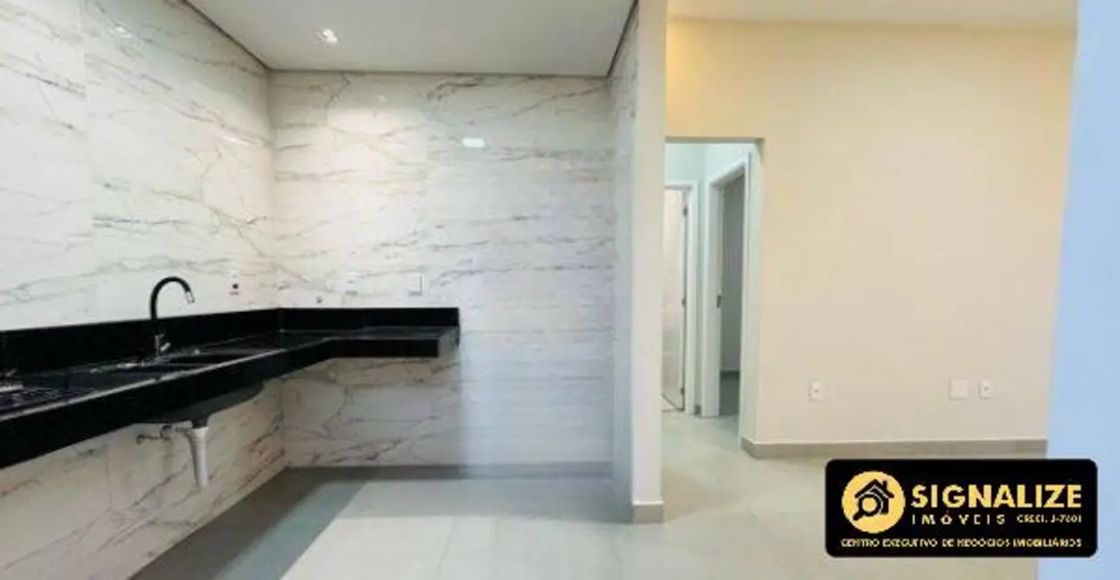 Foto 4 de Casa com 2 quartos à venda, 150m2 em Cabo Frio - RJ