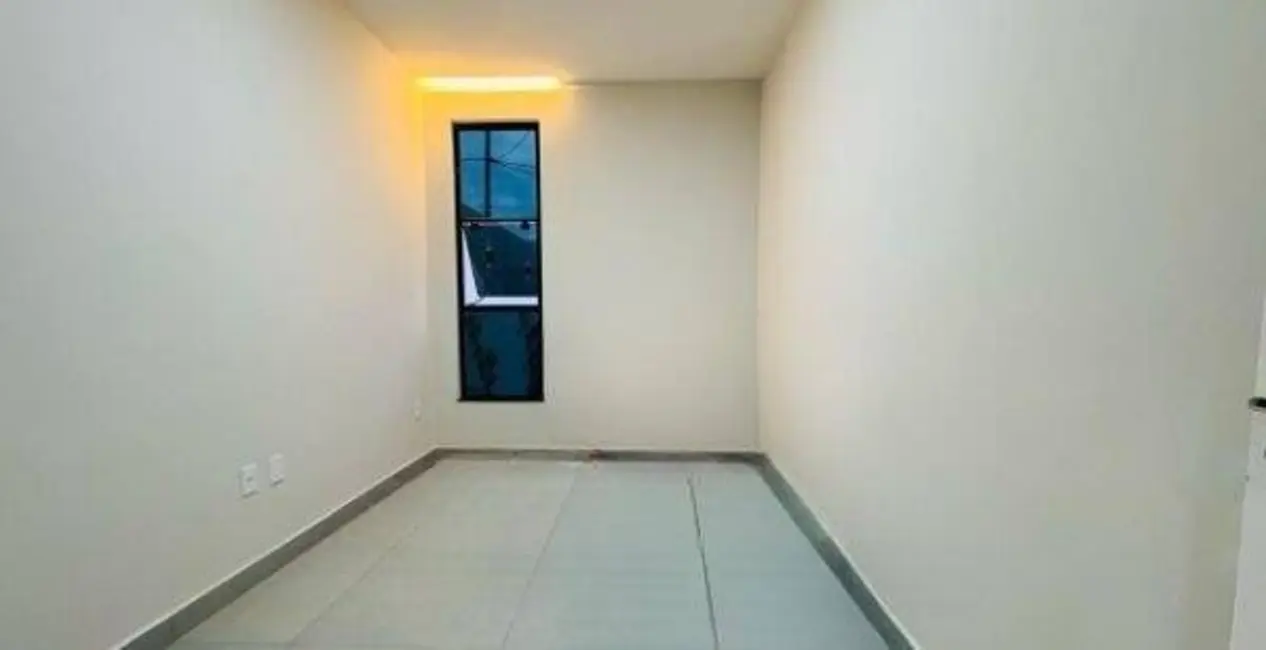 Foto 6 de Casa com 2 quartos à venda, 150m2 em Cabo Frio - RJ