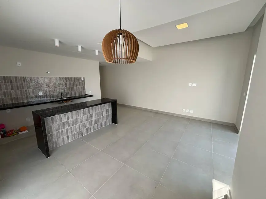 Foto 9 de Casa com 2 quartos à venda, 140m2 em Cabo Frio - RJ