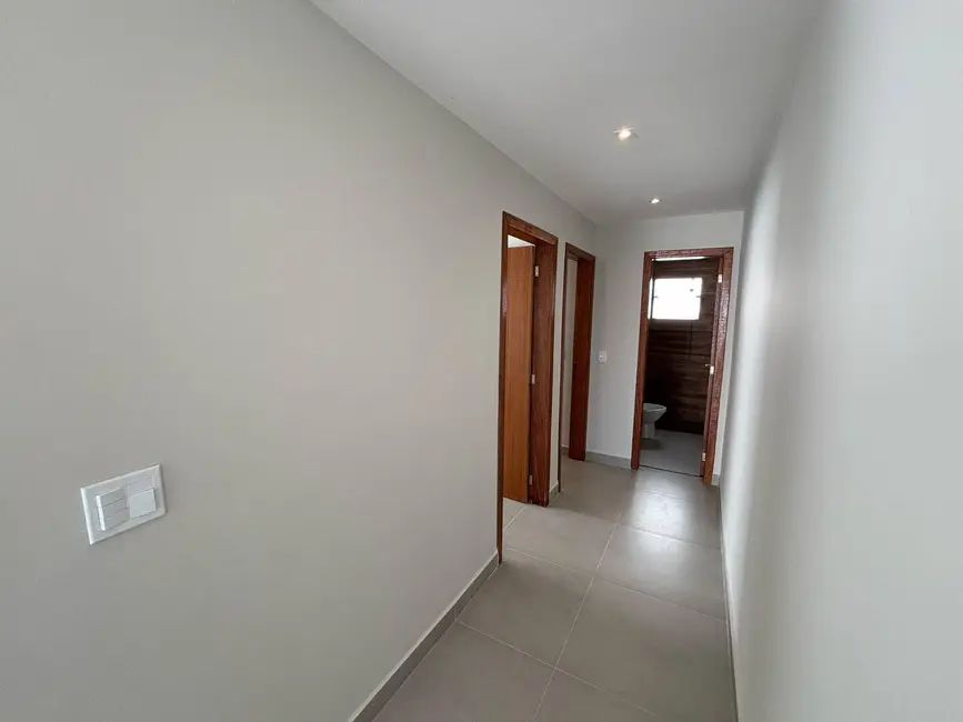 Foto 8 de Casa com 2 quartos à venda, 140m2 em Cabo Frio - RJ