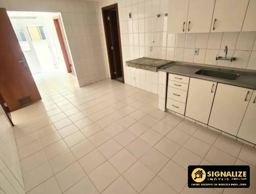 Foto 4 de Apartamento com 3 quartos para alugar, 110m2 em Centro, Cabo Frio - RJ