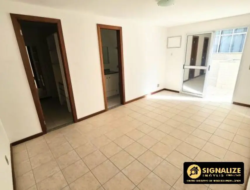 Foto 2 de Apartamento com 3 quartos para alugar, 110m2 em Centro, Cabo Frio - RJ