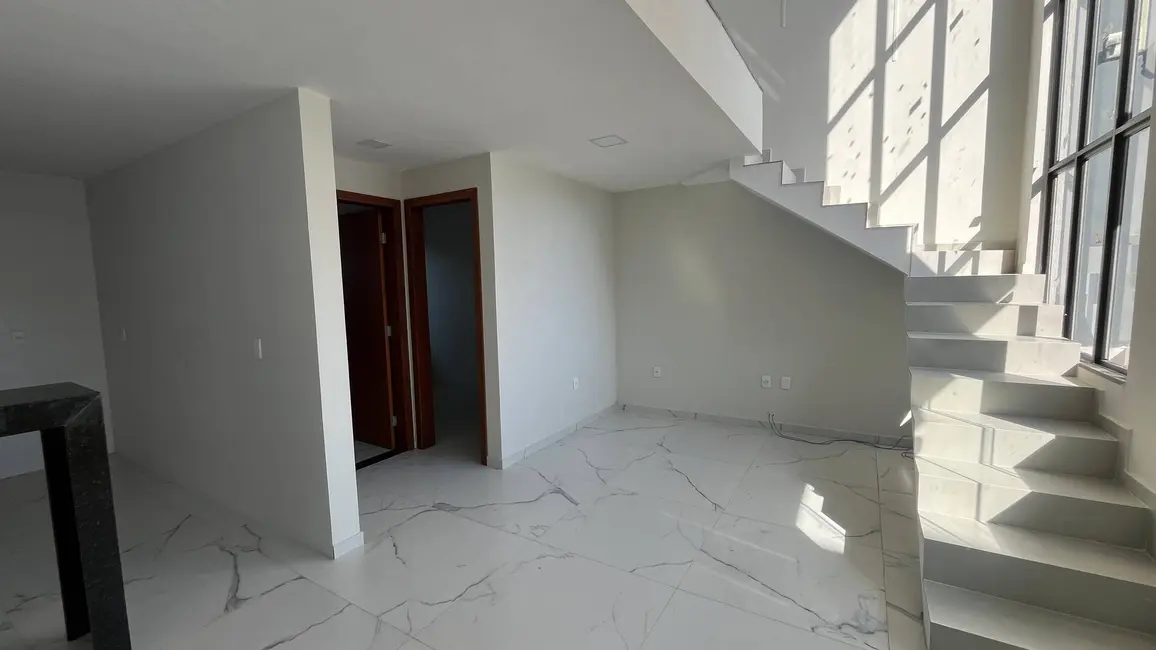 Casa com 3 quartos à venda, 82m2 em Cabo Frio - RJ - imagem 5 Foto 5 de Casa com 3 quartos à venda, 82m2 em Cabo Frio - RJ