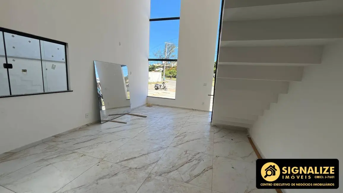 Foto 1 de Casa com 2 quartos à venda, 100m2 em Cabo Frio - RJ
