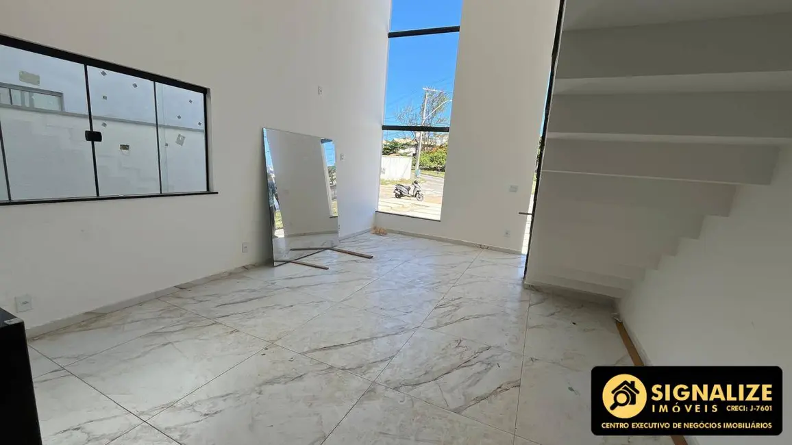 Foto 2 de Casa com 2 quartos à venda, 100m2 em Cabo Frio - RJ