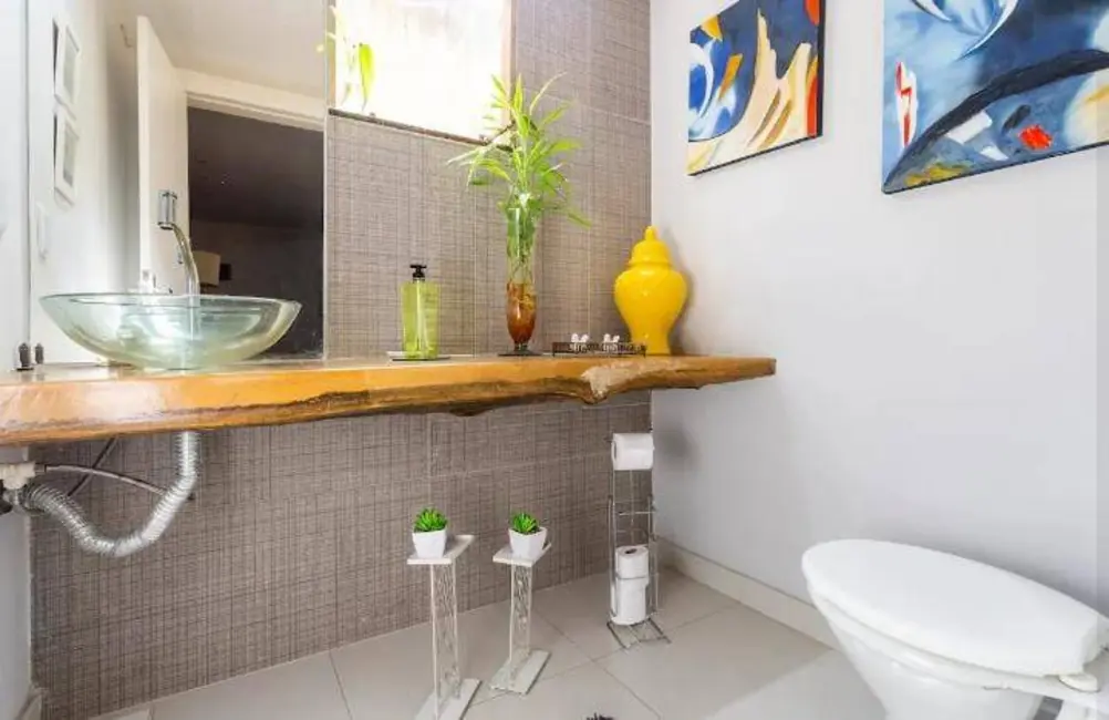 Foto 6 de Casa com 4 quartos à venda, 600m2 em Cabo Frio - RJ