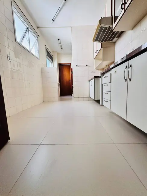 Foto 4 de Apartamento com 3 quartos à venda, 159m2 em Centro, Cabo Frio - RJ