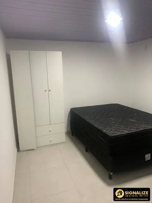 Foto 6 de Apartamento com 1 quarto para alugar, 40m2 em Jardim Flamboyant, Cabo Frio - RJ