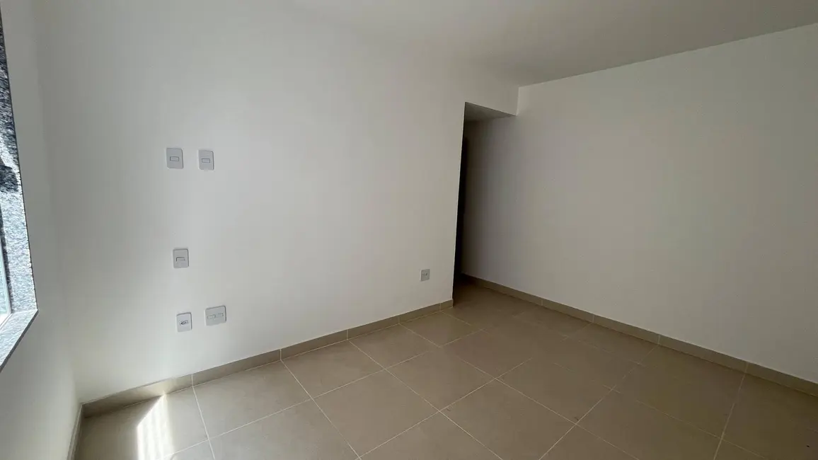 Foto 6 de Apartamento com 2 quartos à venda, 80m2 em Fluminense, Sao Pedro Da Aldeia - RJ