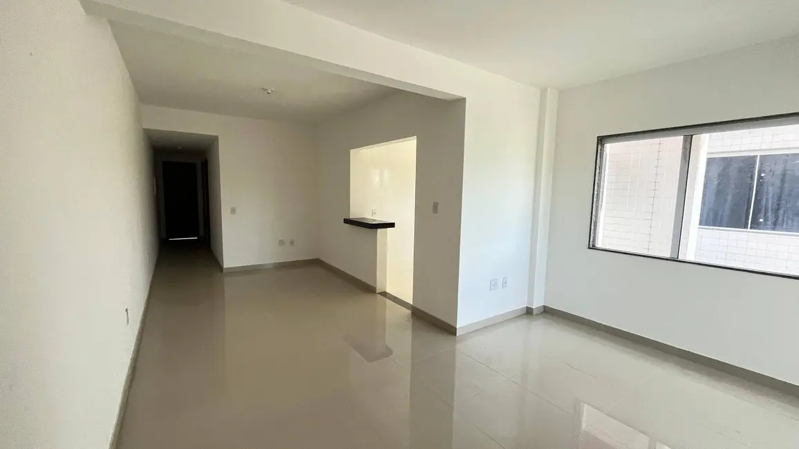 Foto 2 de Apartamento com 2 quartos à venda, 80m2 em Fluminense, Sao Pedro Da Aldeia - RJ