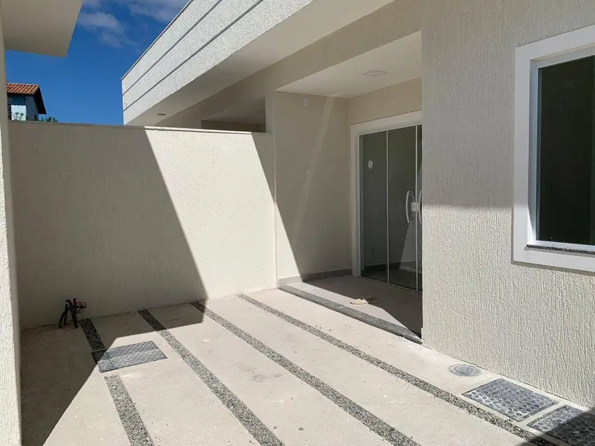 Foto 1 de Casa com 2 quartos à venda, 110m2 em Cabo Frio - RJ