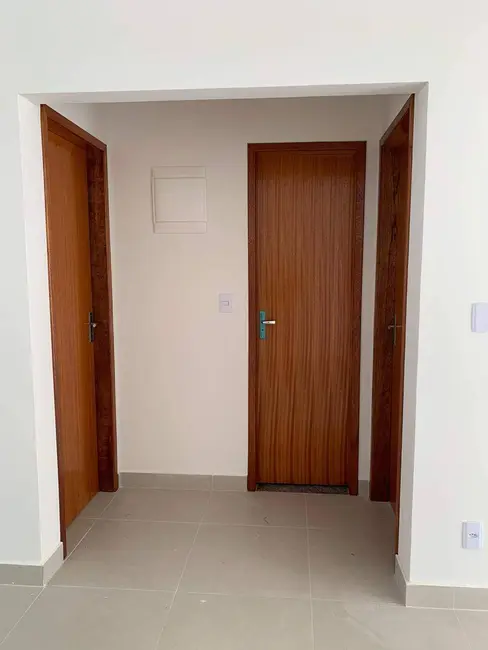 Foto 6 de Casa com 2 quartos à venda, 110m2 em Cabo Frio - RJ