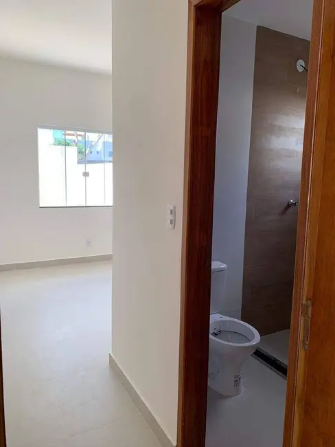 Foto 5 de Casa com 2 quartos à venda, 110m2 em Cabo Frio - RJ