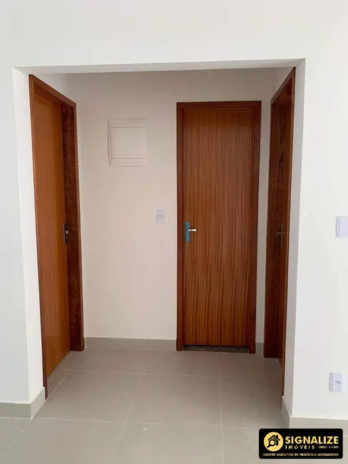 Foto 6 de Casa com 2 quartos à venda, 110m2 em Cabo Frio - RJ