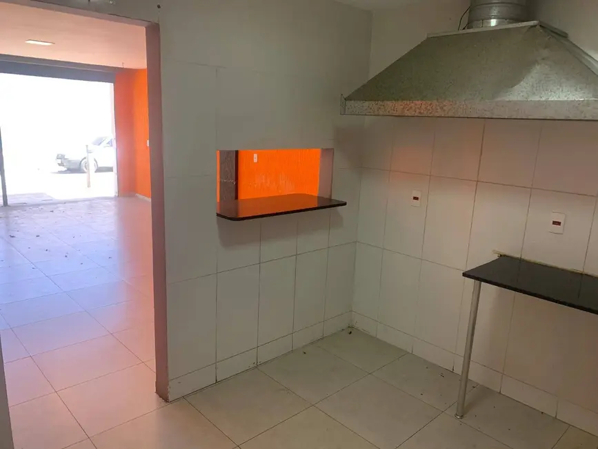 Loja para alugar, 60m2 em Jardim Flamboyant, Cabo Frio - RJ - imagem 5 Foto 5 de Loja para alugar, 60m2 em Jardim Flamboyant, Cabo Frio - RJ