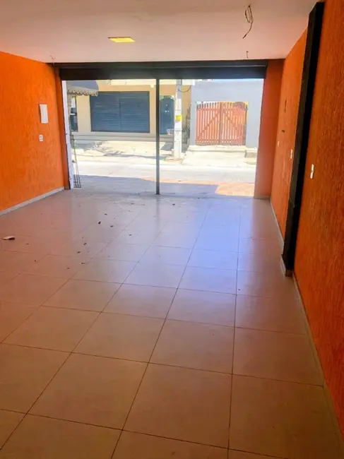 Loja para alugar, 60m2 em Jardim Flamboyant, Cabo Frio - RJ - imagem 7 Foto 7 de Loja para alugar, 60m2 em Jardim Flamboyant, Cabo Frio - RJ