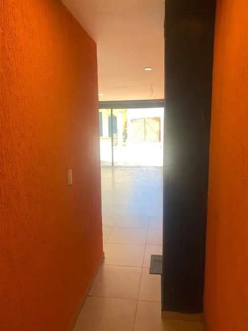 Loja para alugar, 60m2 em Jardim Flamboyant, Cabo Frio - RJ - imagem 8 Foto 8 de Loja para alugar, 60m2 em Jardim Flamboyant, Cabo Frio - RJ