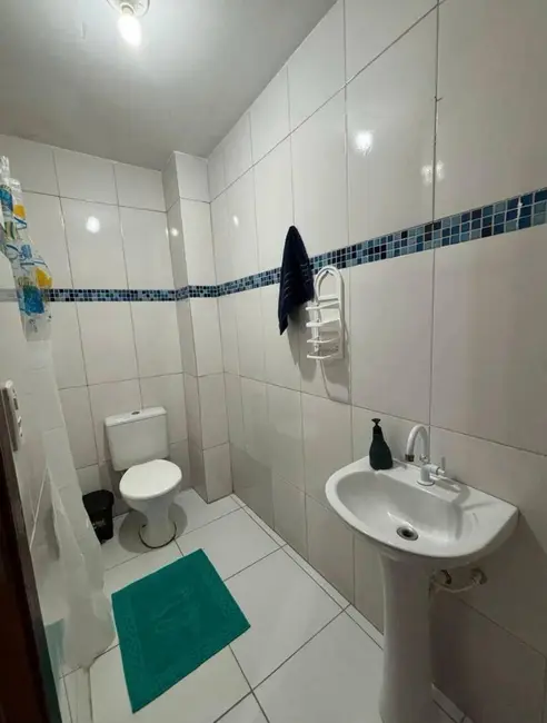 Foto 7 de Casa de Condomínio com 2 quartos à venda, 75m2 em Jardim Olinda, Cabo Frio - RJ
