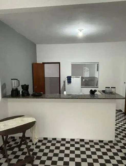 Foto 2 de Casa de Condomínio com 2 quartos à venda, 75m2 em Jardim Olinda, Cabo Frio - RJ