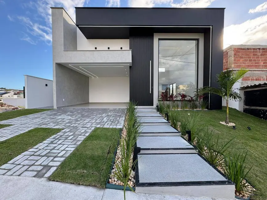 Foto 1 de Casa de Condomínio com 3 quartos à venda, 137m2 em Nova São Pedro, Sao Pedro Da Aldeia - RJ