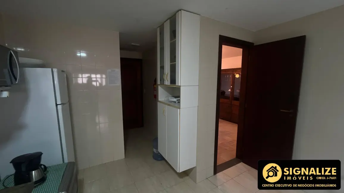 Foto 7 de Apartamento com 3 quartos à venda, 154m2 em Braga, Cabo Frio - RJ