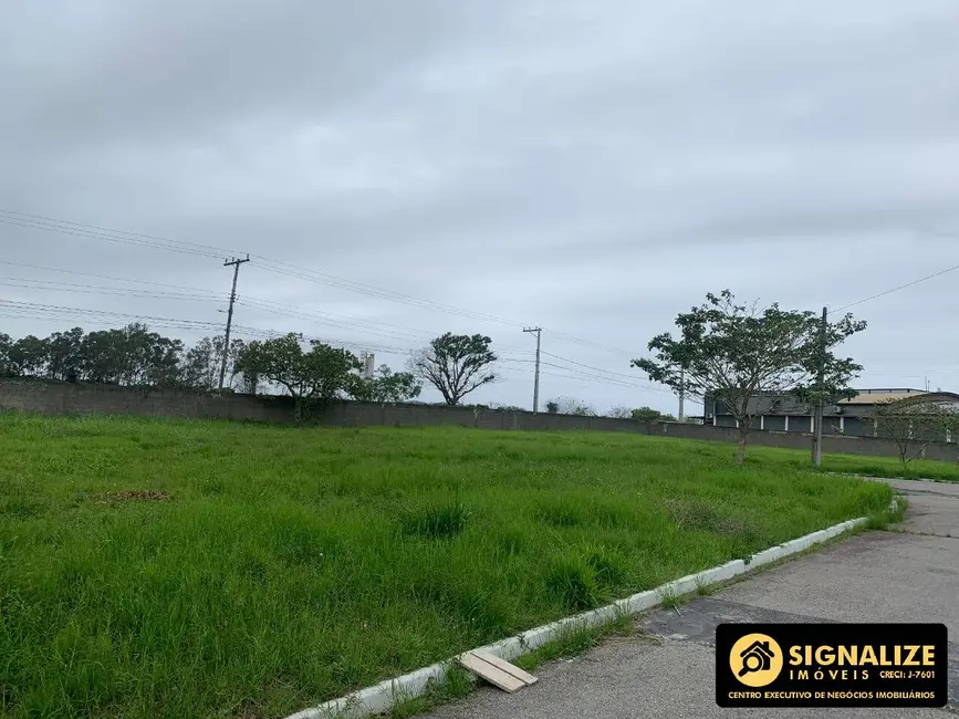 Lote de Condomínio à venda, 401m2 em Base Aero Naval, Sao Pedro Da Aldeia - RJ - imagem 3 Foto 3 de Lote de Condomínio à venda, 401m2 em Base Aero Naval, Sao Pedro Da Aldeia - RJ
