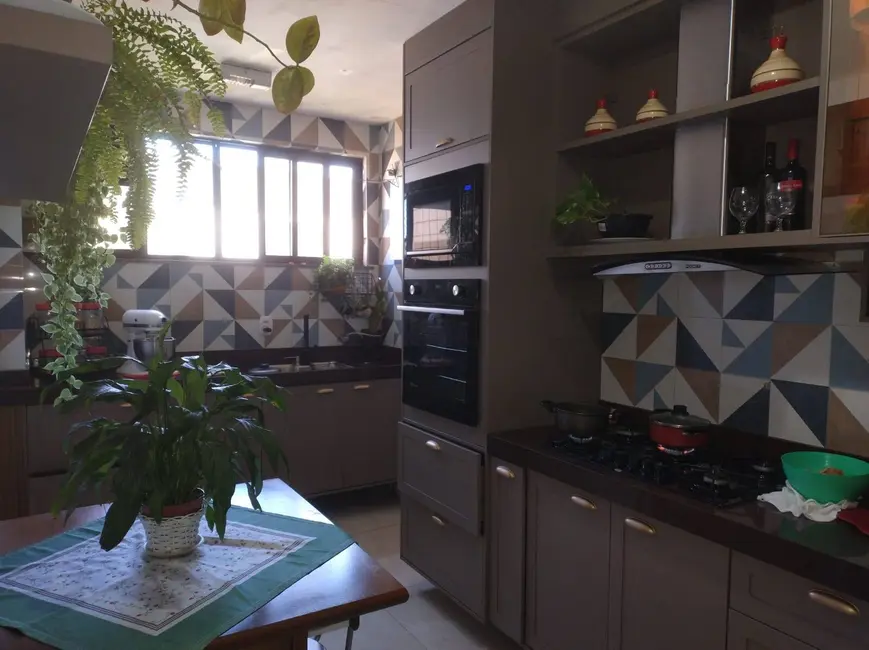 Foto 6 de Apartamento com 2 quartos à venda, 120m2 em Centro, Cabo Frio - RJ