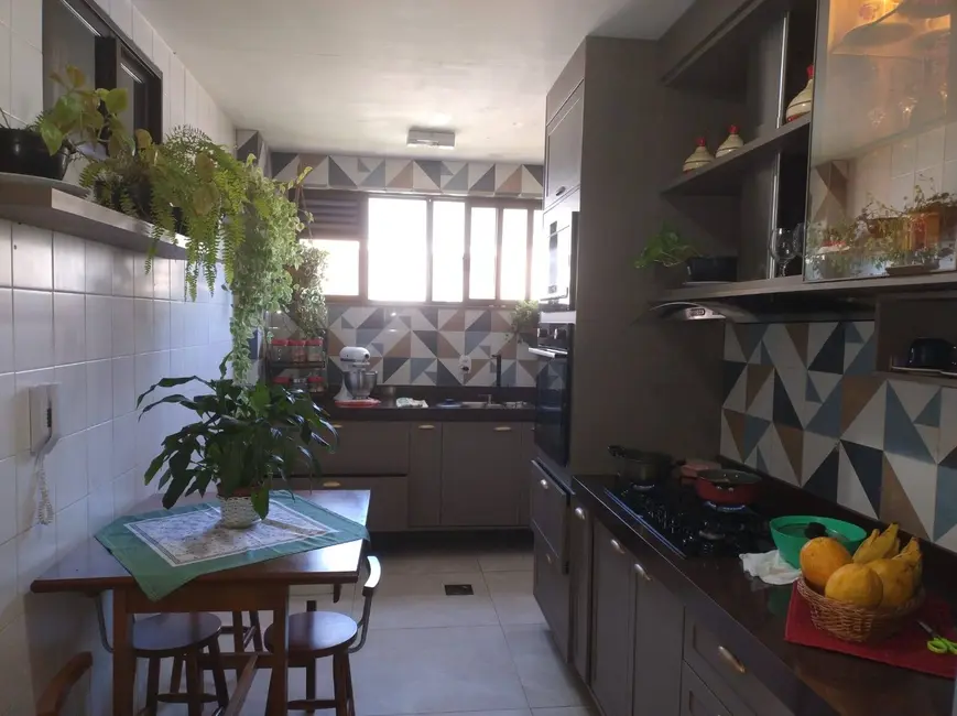 Foto 8 de Apartamento com 2 quartos à venda, 120m2 em Centro, Cabo Frio - RJ