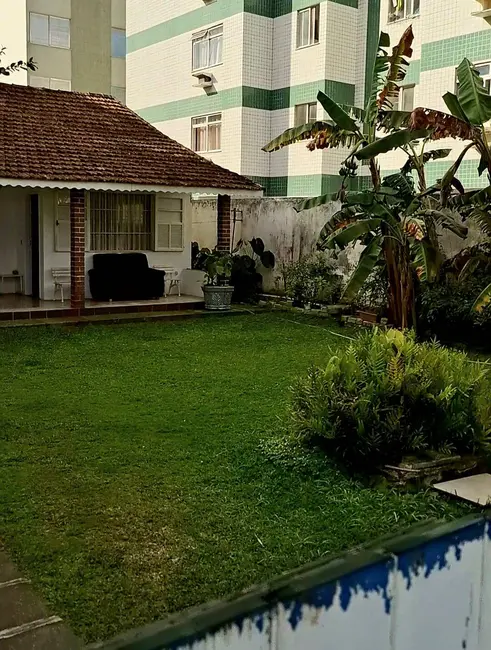 Foto 4 de Casa com 2 quartos à venda, 360m2 em Passagem, Cabo Frio - RJ